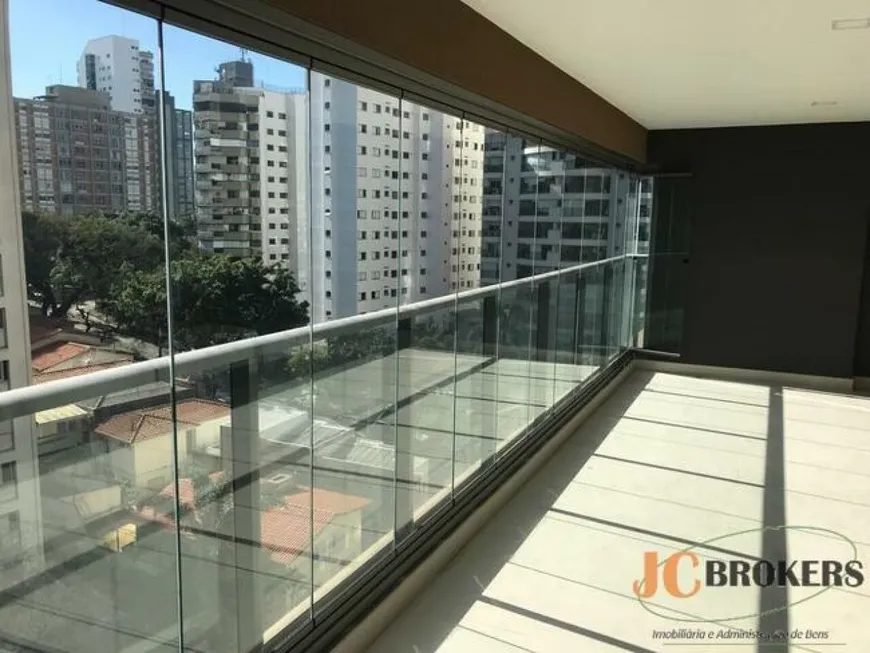 Foto 1 de Apartamento com 3 Quartos à venda, 143m² em Campo Belo, São Paulo