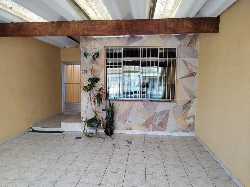 Foto 1 de Casa com 2 Quartos à venda, 130m² em Vila Luzita, Santo André