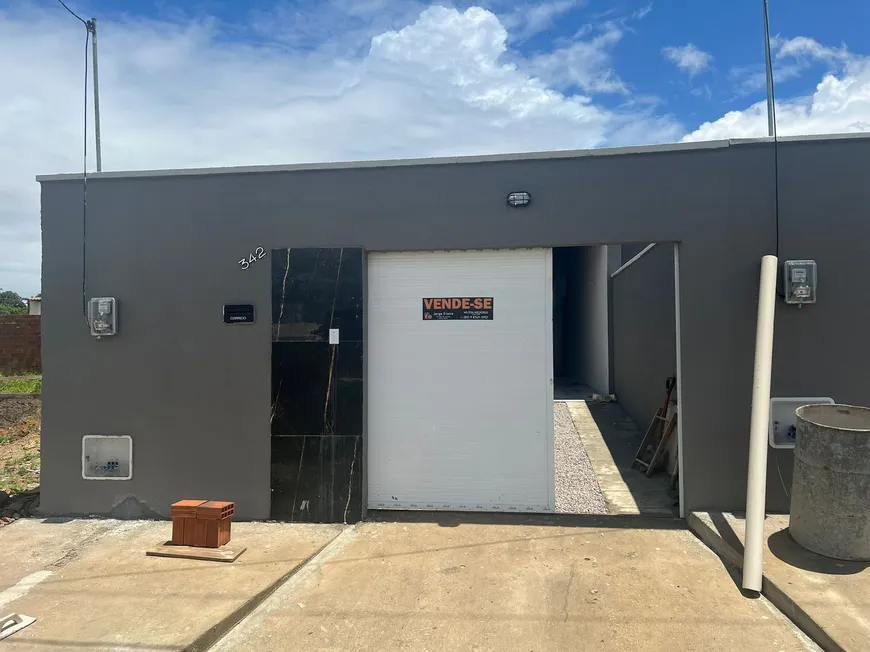 Foto 1 de Casa com 2 Quartos à venda, 85m² em Ancuri, Itaitinga