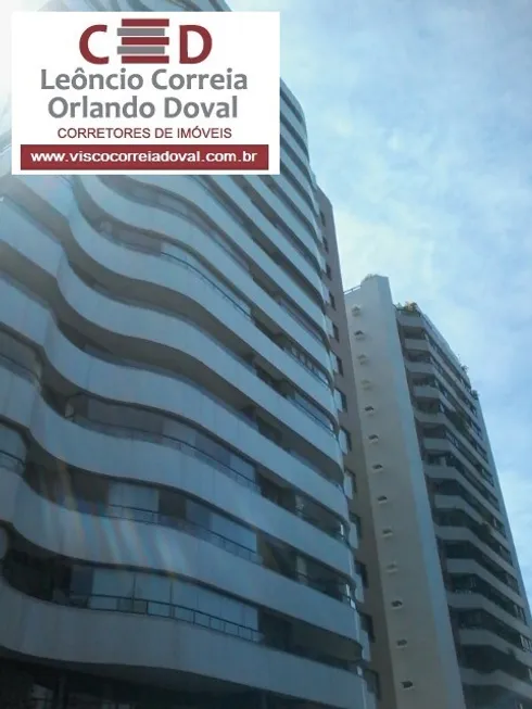 Foto 1 de Apartamento com 4 Quartos à venda, 166m² em Itaigara, Salvador