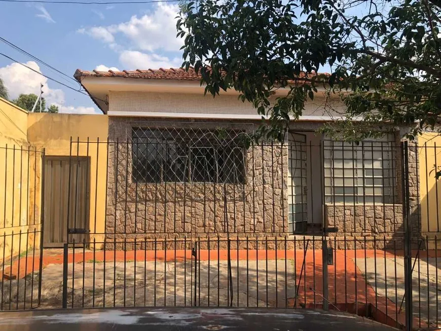Foto 1 de Casa com 3 Quartos à venda, 114m² em Vila Santana, Araraquara