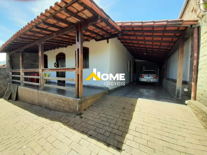 Foto 1 de Casa com 5 Quartos à venda, 251m² em Teixeira Dias, Belo Horizonte