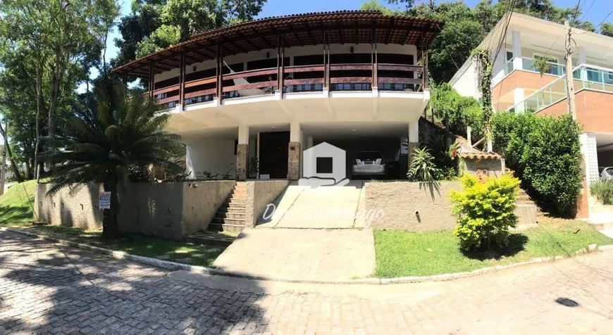 Foto 1 de Casa de Condomínio com 4 Quartos à venda, 336m² em Itaipu, Niterói