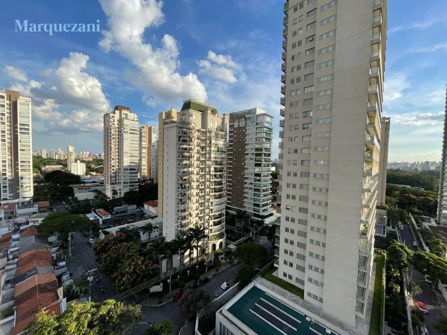 Foto 1 de Apartamento com 1 Quarto à venda, 41m² em Ibirapuera, São Paulo