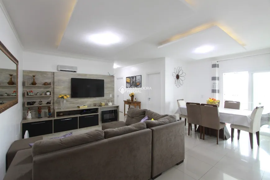 Foto 1 de Apartamento com 3 Quartos à venda, 114m² em Marechal Rondon, Canoas