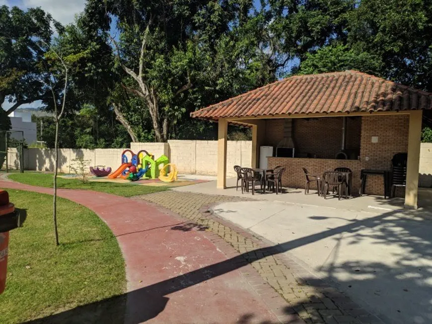 Foto 1 de Lote/Terreno à venda, 225m² em Guaratiba, Rio de Janeiro