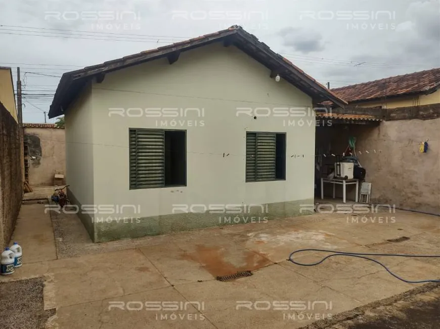 Foto 1 de Casa com 2 Quartos à venda, 56m² em Jardim Arlindo Laguna, Ribeirão Preto