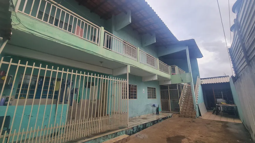 Foto 1 de Sobrado com 5 Quartos à venda, 250m² em Ceilandia Norte, Brasília