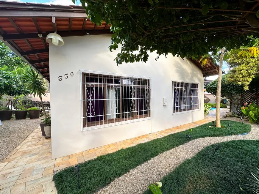 Foto 1 de Casa com 4 Quartos à venda, 167m² em Floresta, Joinville