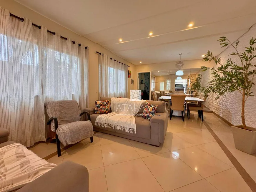 Foto 1 de Casa com 3 Quartos à venda, 280m² em Setor Habitacional Samambaia, Vicente Pires