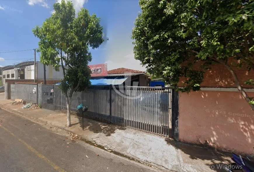 Foto 1 de Casa com 2 Quartos à venda, 209m² em Vila Biagioni Vila Xavier, Araraquara