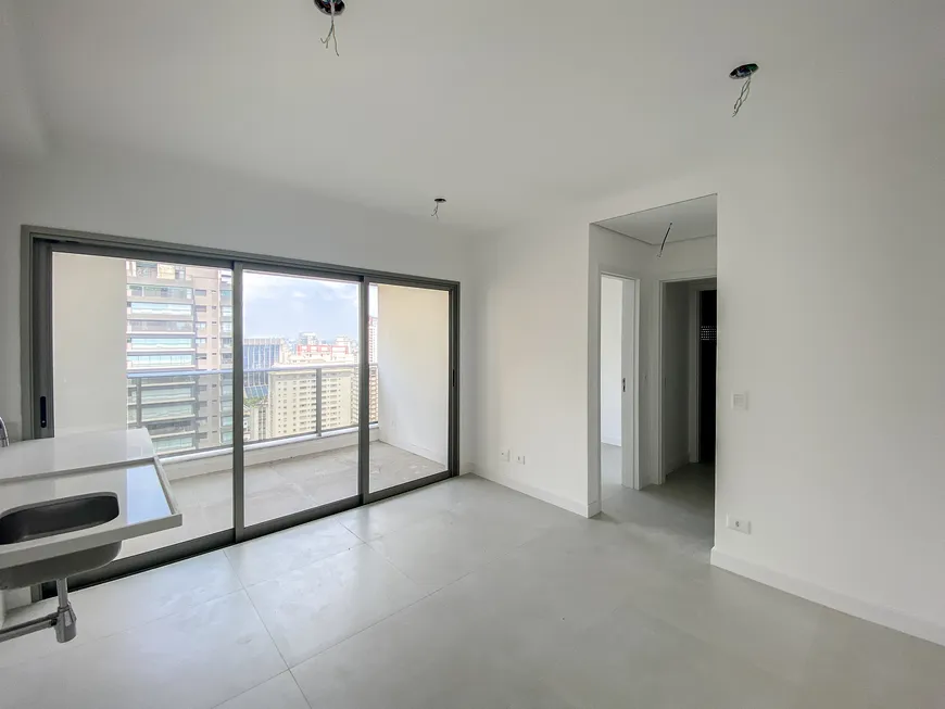 Foto 1 de Apartamento com 2 Quartos à venda, 51m² em Vila Mariana, São Paulo