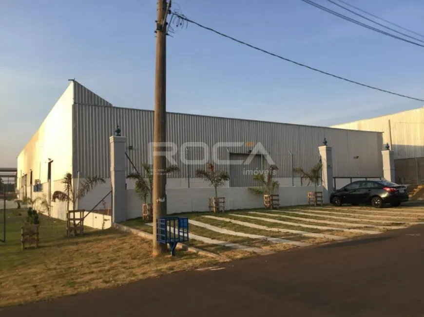 Foto 1 de Galpão/Depósito/Armazém para alugar, 1000m² em Ceat, São Carlos