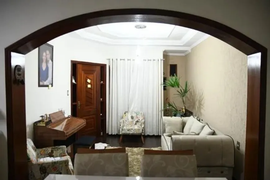 Foto 1 de Casa com 2 Quartos à venda, 130m² em Jardim Santa Catarina, Sorocaba