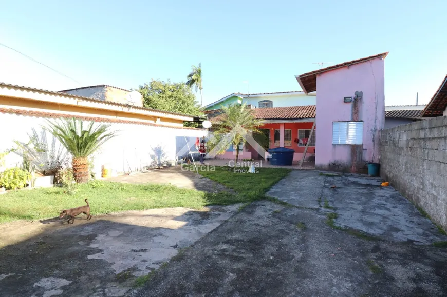 Foto 1 de Casa com 2 Quartos à venda, 65m² em Jardim Caraguava, Peruíbe