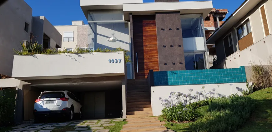 Foto 1 de Casa de Condomínio com 4 Quartos para alugar, 425m² em Alphaville, Santana de Parnaíba
