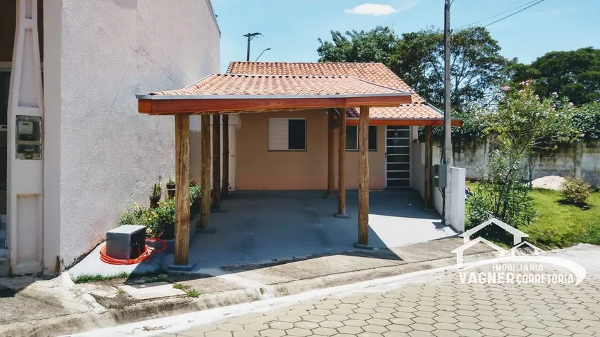 Foto 1 de Casa com 2 Quartos à venda, 90m² em Jardim Aeroporto, Guaratinguetá