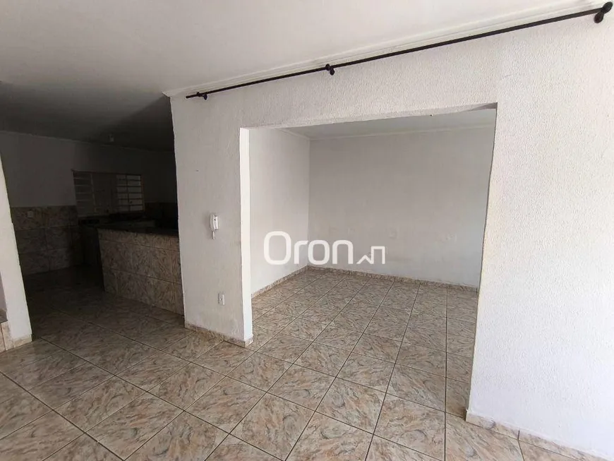 Foto 1 de Sobrado com 3 Quartos à venda, 110m² em Parque Amazônia, Goiânia