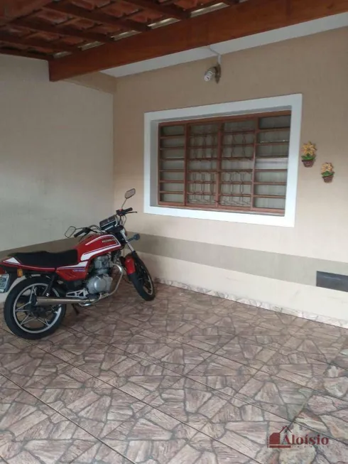 Foto 1 de Sobrado com 3 Quartos à venda, 125m² em Residencial Paraíso, Taubaté