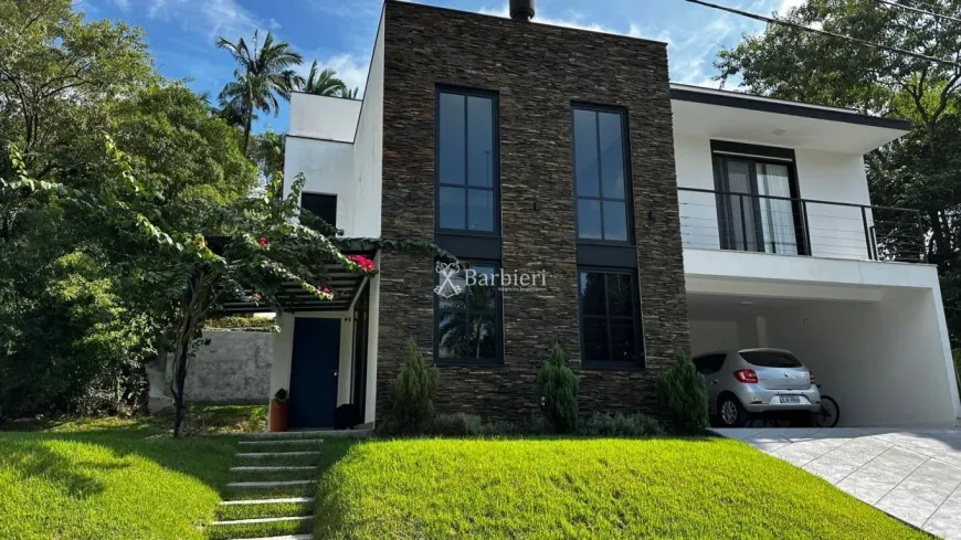 Foto 1 de Casa com 3 Quartos à venda, 235m² em Itoupava Seca, Blumenau