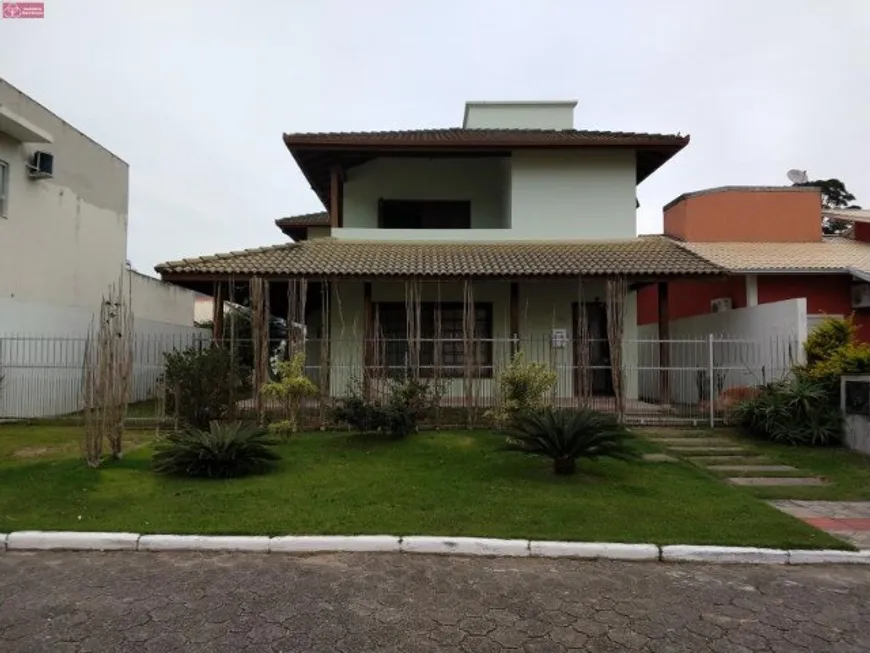 Foto 1 de Casa com 4 Quartos à venda, 225m² em Vargem Grande, Florianópolis