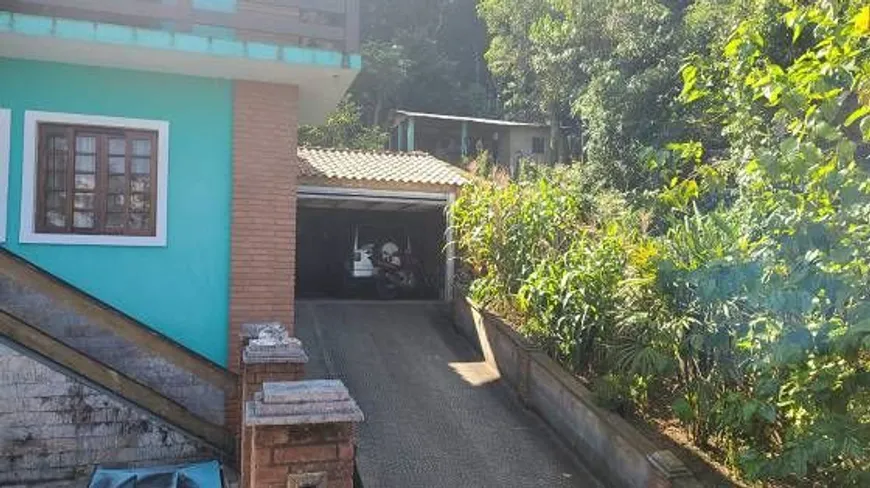 Foto 1 de Casa com 4 Quartos à venda, 250m² em Parque Suiça, Caieiras