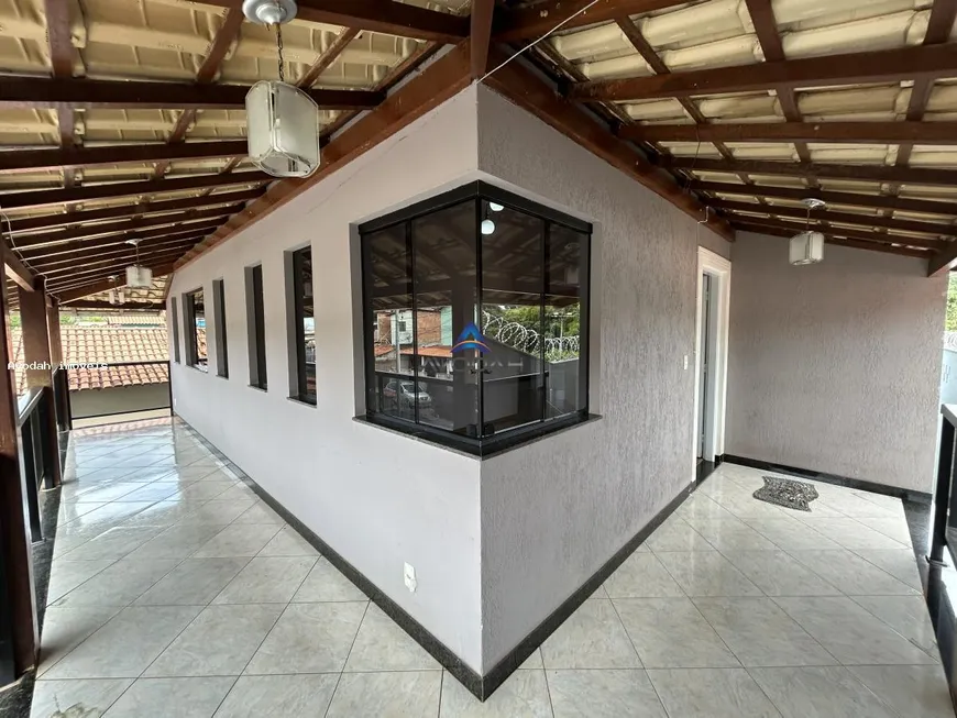 Foto 1 de Casa com 3 Quartos à venda, 360m² em São Conrado, Brumadinho