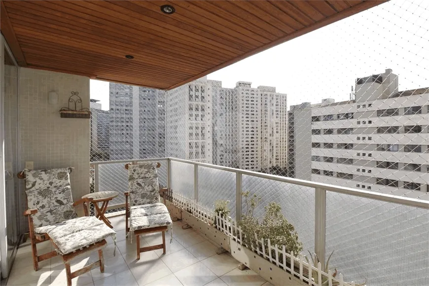Foto 1 de Apartamento com 4 Quartos à venda, 250m² em Bela Vista, São Paulo