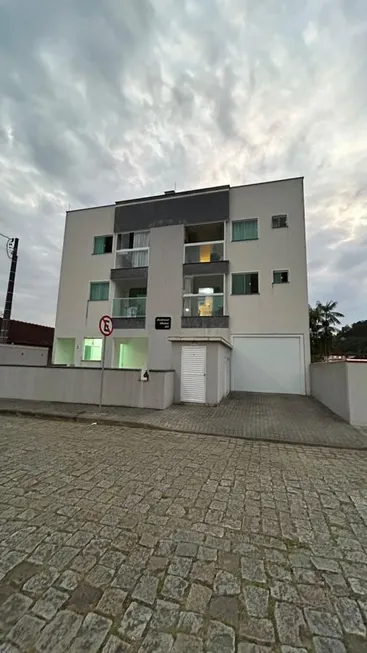 Foto 1 de Apartamento com 2 Quartos à venda, 77m² em Centro, Guaramirim