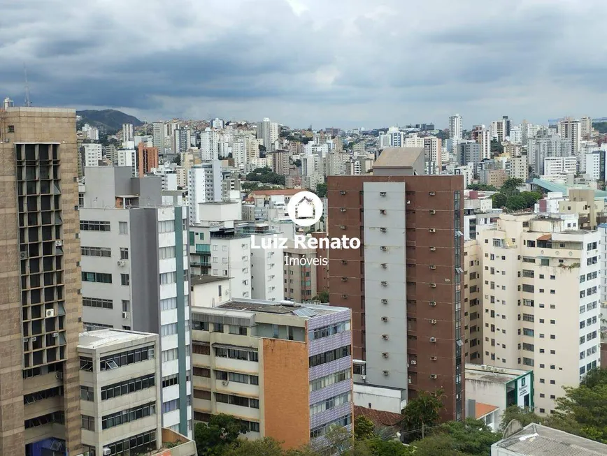 Foto 1 de Cobertura com 2 Quartos à venda, 80m² em Savassi, Belo Horizonte