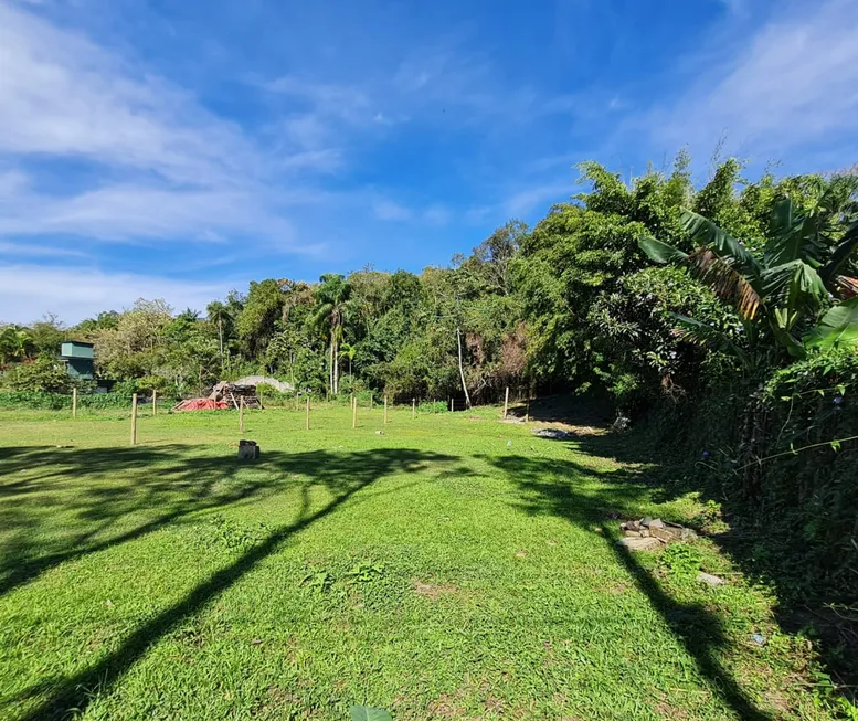 Foto 1 de Lote/Terreno à venda, 742m² em Rio Tavares, Florianópolis