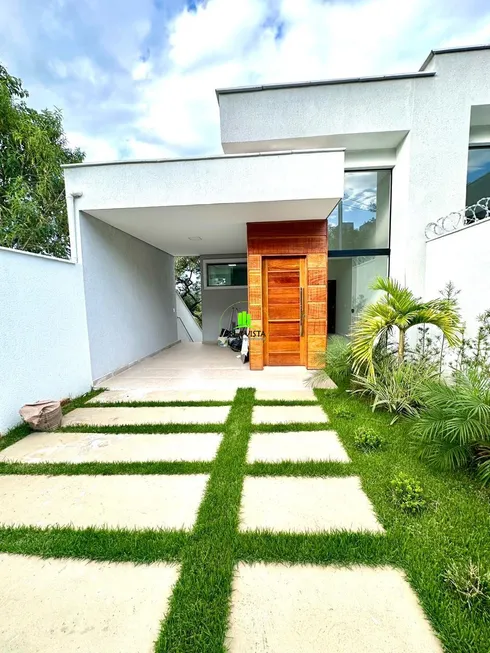 Foto 1 de Casa com 3 Quartos à venda, 140m² em Portal do Sol, Lagoa Santa