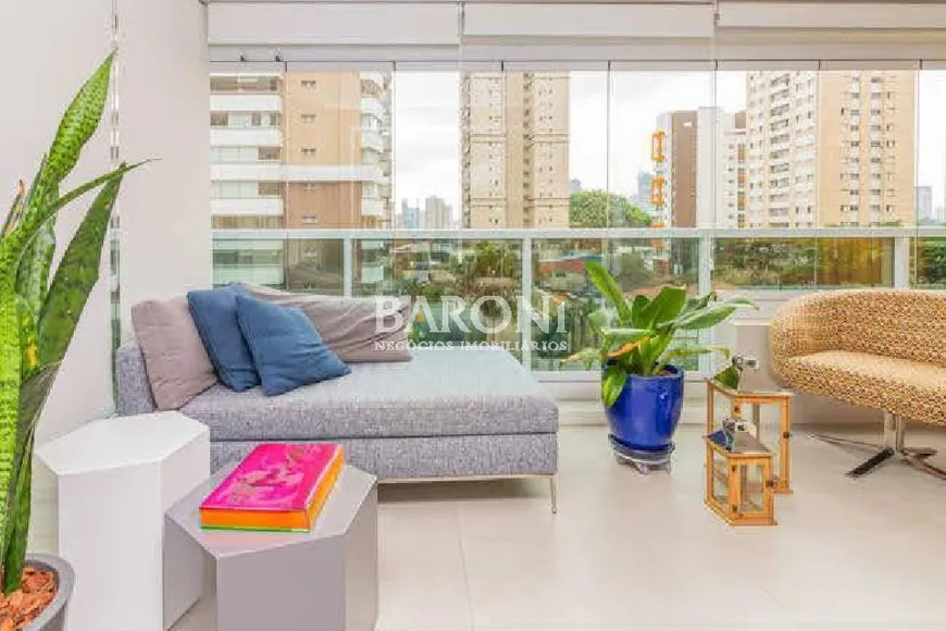 Foto 1 de Apartamento com 3 Quartos à venda, 165m² em Brooklin, São Paulo