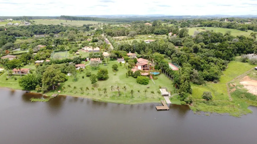 Foto 1 de Fazenda/Sítio com 4 Quartos à venda, 1500m² em CONDOMINIO FARM, Porto Feliz