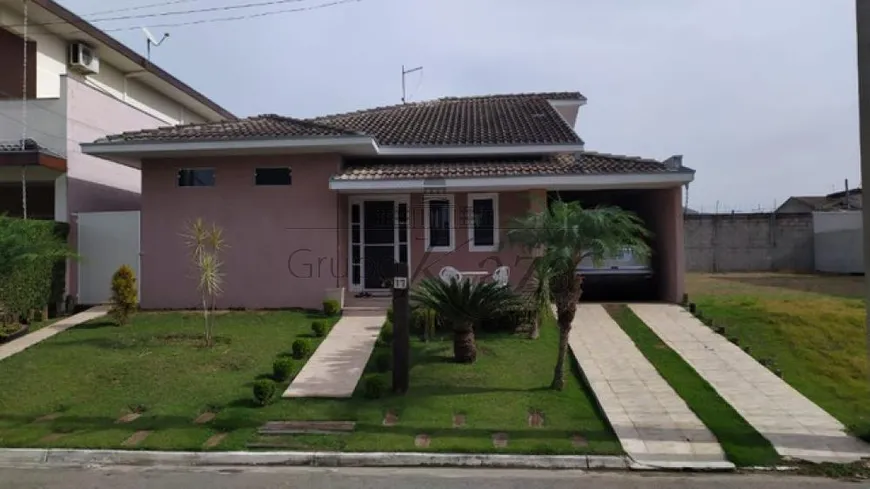Foto 1 de Casa de Condomínio com 3 Quartos à venda, 192m² em Loteamento Villa Branca, Jacareí