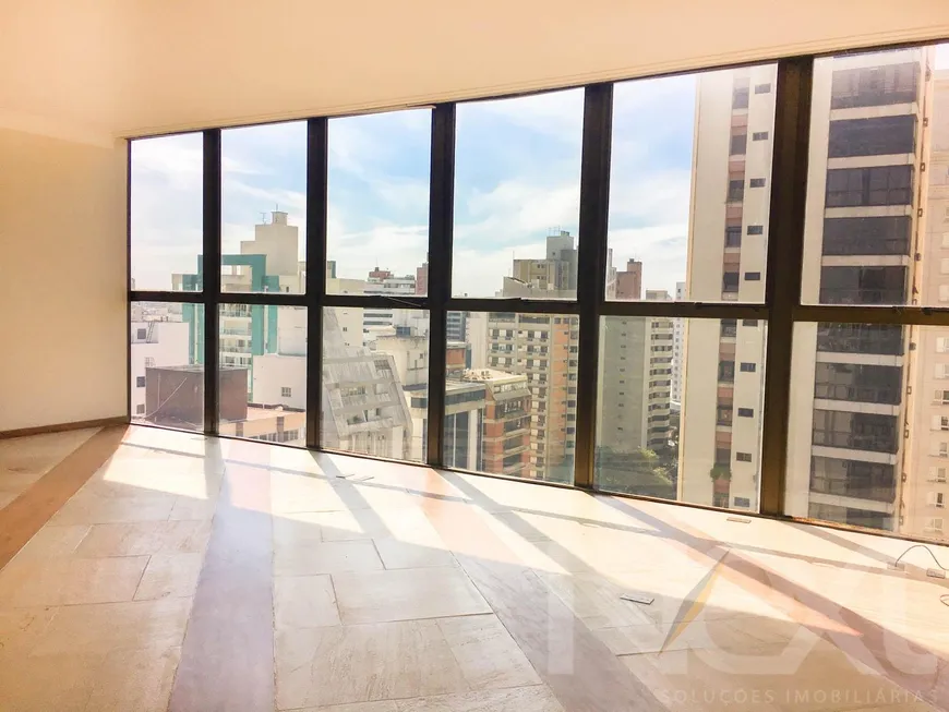 Foto 1 de Cobertura com 4 Quartos à venda, 730m² em Cambuí, Campinas