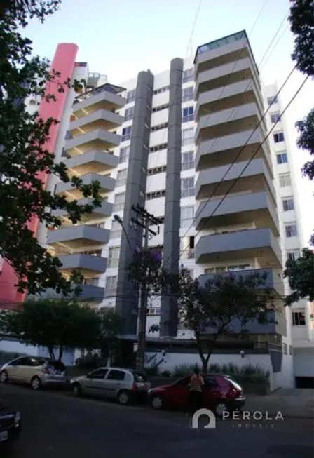 Foto 1 de Apartamento com 4 Quartos para alugar, 235m² em Setor Oeste, Goiânia