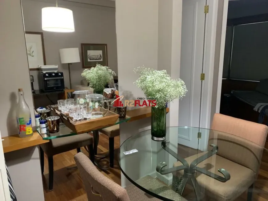 Foto 1 de Flat com 2 Quartos à venda, 52m² em Itaim Bibi, São Paulo