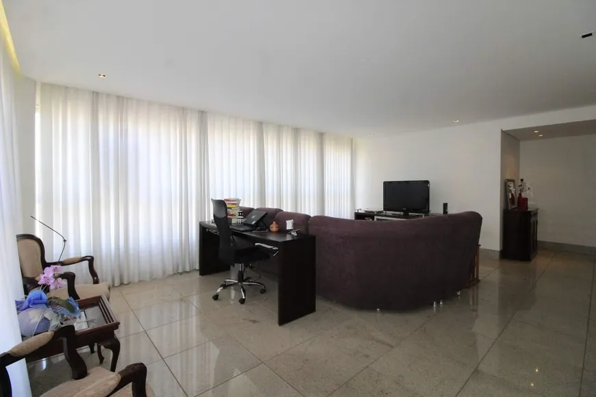 Foto 1 de Apartamento com 4 Quartos à venda, 156m² em Buritis, Belo Horizonte