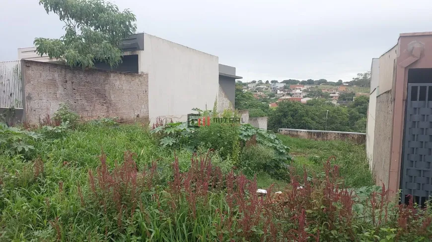 Foto 1 de Lote/Terreno à venda, 250m² em Colinas, Londrina