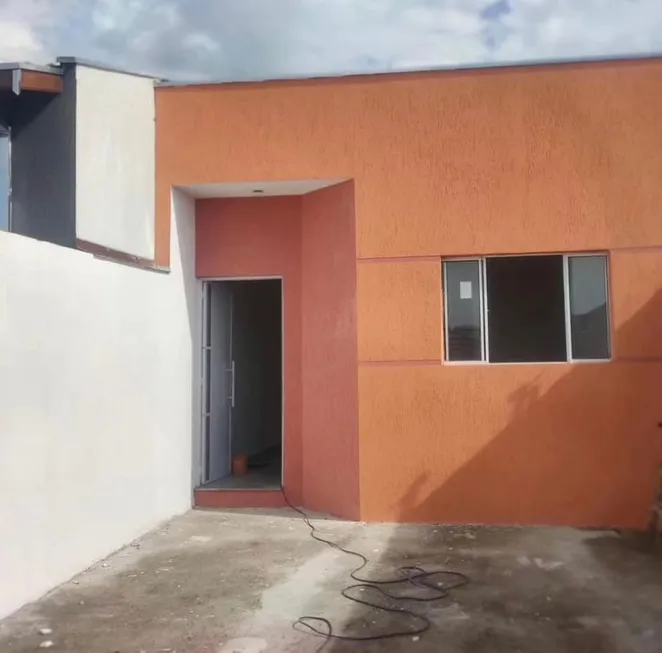 Foto 1 de Casa com 2 Quartos à venda, 160m² em Jardim Ismenia, São José dos Campos