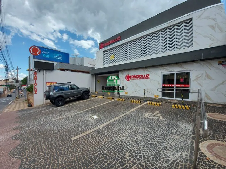 Foto 1 de Sala Comercial para alugar, 376m² em Centro, Anápolis