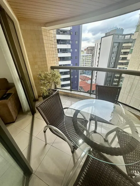 Foto 1 de Apartamento com 3 Quartos à venda, 130m² em Praia da Costa, Vila Velha