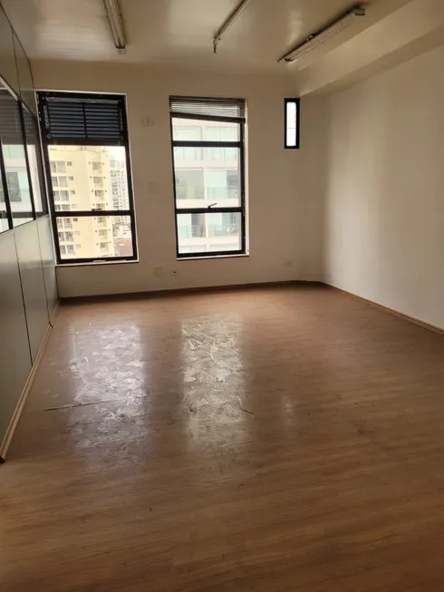 Foto 1 de Sala Comercial à venda, 54m² em Moema, São Paulo