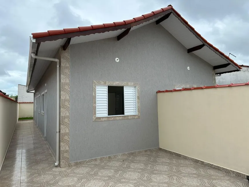 Foto 1 de Casa com 2 Quartos à venda, 67m² em Nossa Senhora do Sion, Itanhaém