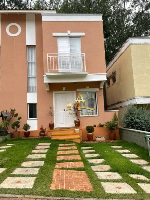 Foto 1 de Sobrado com 3 Quartos à venda, 176m² em Chácara Pavoeiro, Cotia