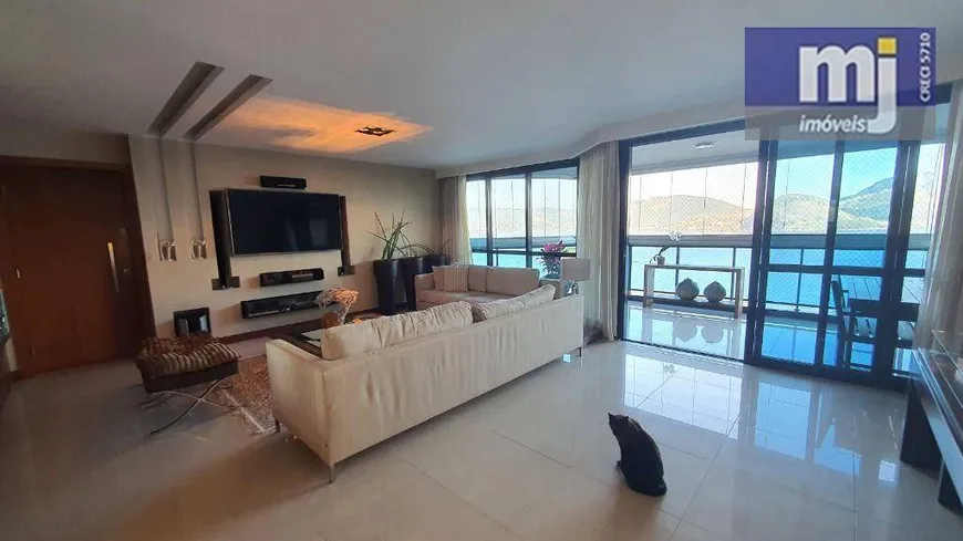 Foto 1 de Apartamento com 4 Quartos à venda, 190m² em Boa Viagem, Niterói