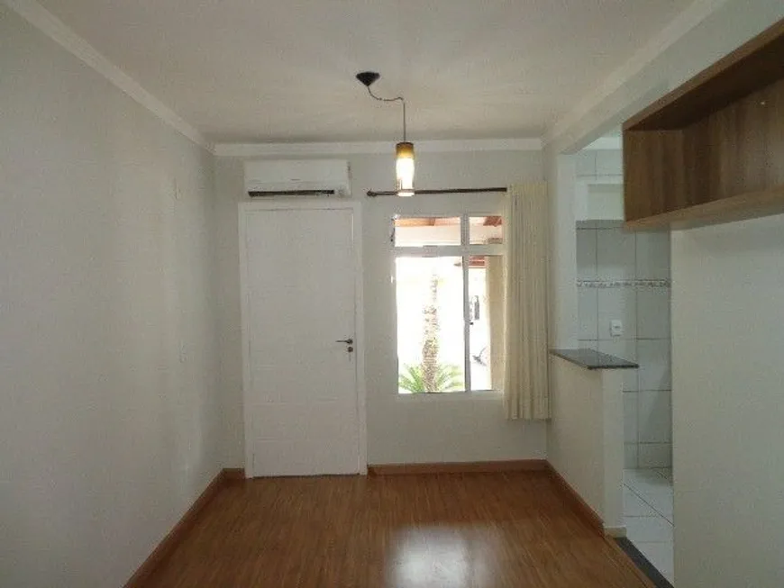 Foto 1 de Casa de Condomínio com 3 Quartos à venda, 90m² em Jardim dos Gerânios, Ribeirão Preto