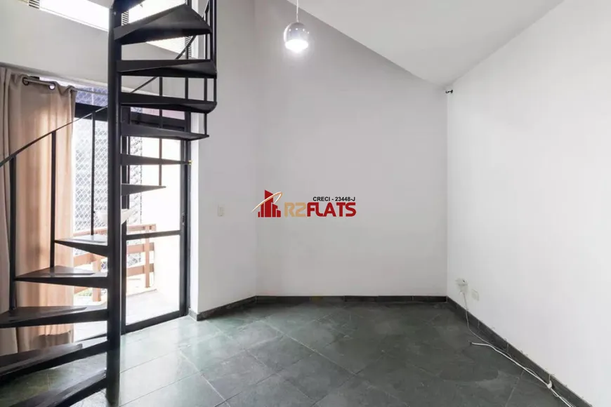 Foto 1 de Flat com 1 Quarto à venda, 40m² em Itaim Bibi, São Paulo