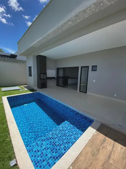 Foto 1 de Casa de Condomínio com 3 Quartos à venda, 165m² em Centro, Balneário Camboriú